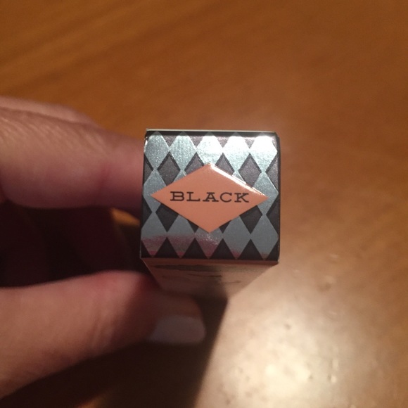 Benefit Roller Lash Mascara - Picture 10 of 12